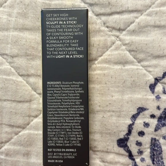 New in box! Tyra Beauty Sculpt in a Stick—Deep tone - Picture 2 of 4